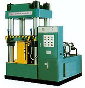 大型四柱液壓機(jī) 以150噸之力，詮釋誠信經(jīng)營與精工細(xì)制